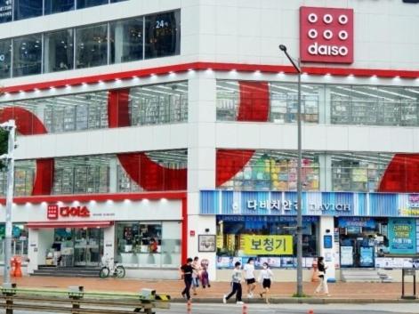 Fully Furnished #bunker, Near Miasageori Subway Station Line 4 Apartemen Seoul